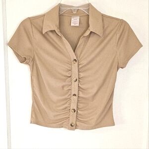🎉BOGO🎉Button-Down Crop Top